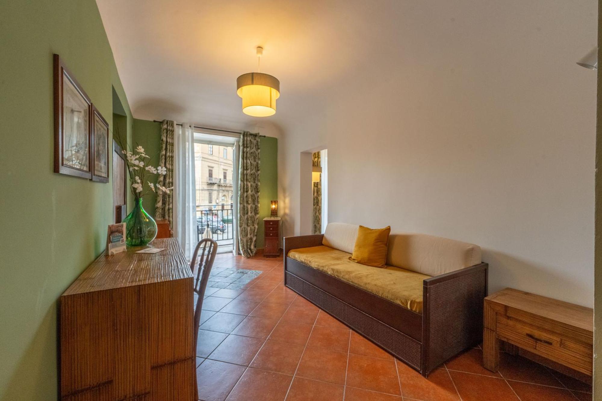 פלרמו Kalamarina Rooms מראה חיצוני תמונה